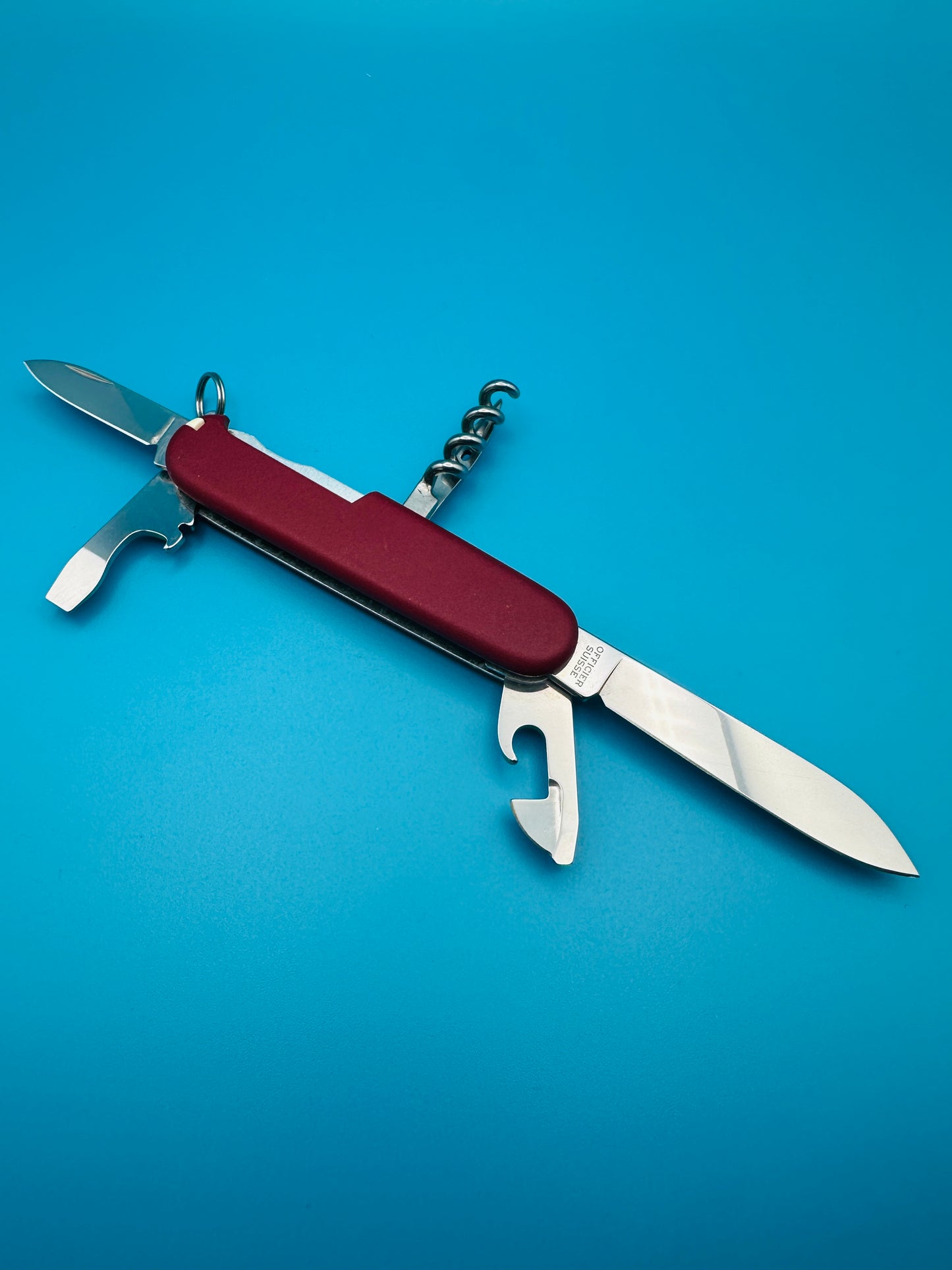 Victorinox Spartan showing corkscrew and large blade