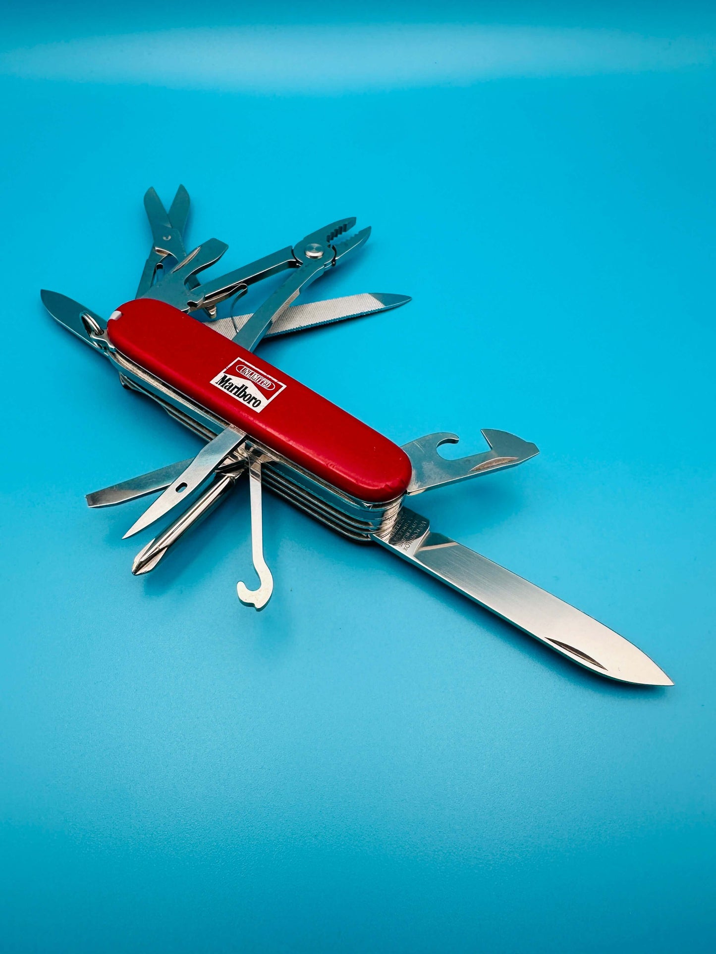 Used Victorinox Marlboro Craftsman 91mm Swiss Army Knife – All tools open