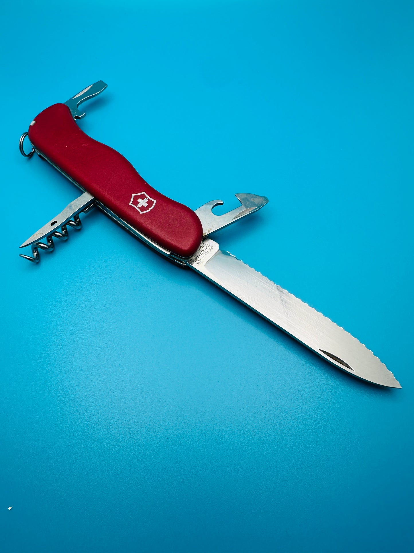 Victorinox Picknicker Serrated Blade 111mm Swiss Army Knife β Red Multi-Tool