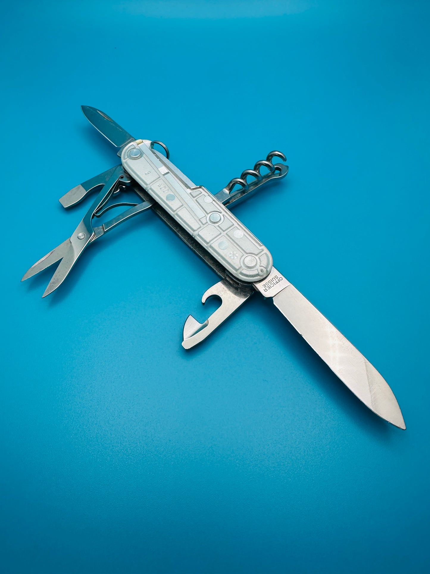 Victorinox Climber 91mm Swiss Army Knife – GRAY Transparent Multi-Tool (Used)