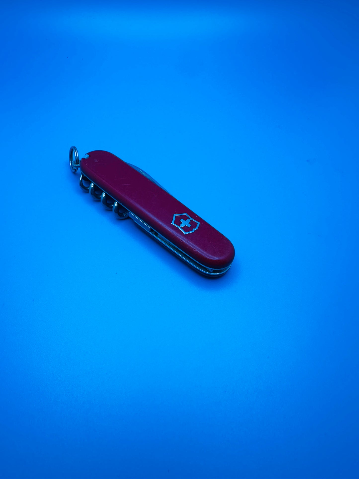 Victorinox Waiter 84mm Swiss Army Knife – Red Multi-Tool (Used)