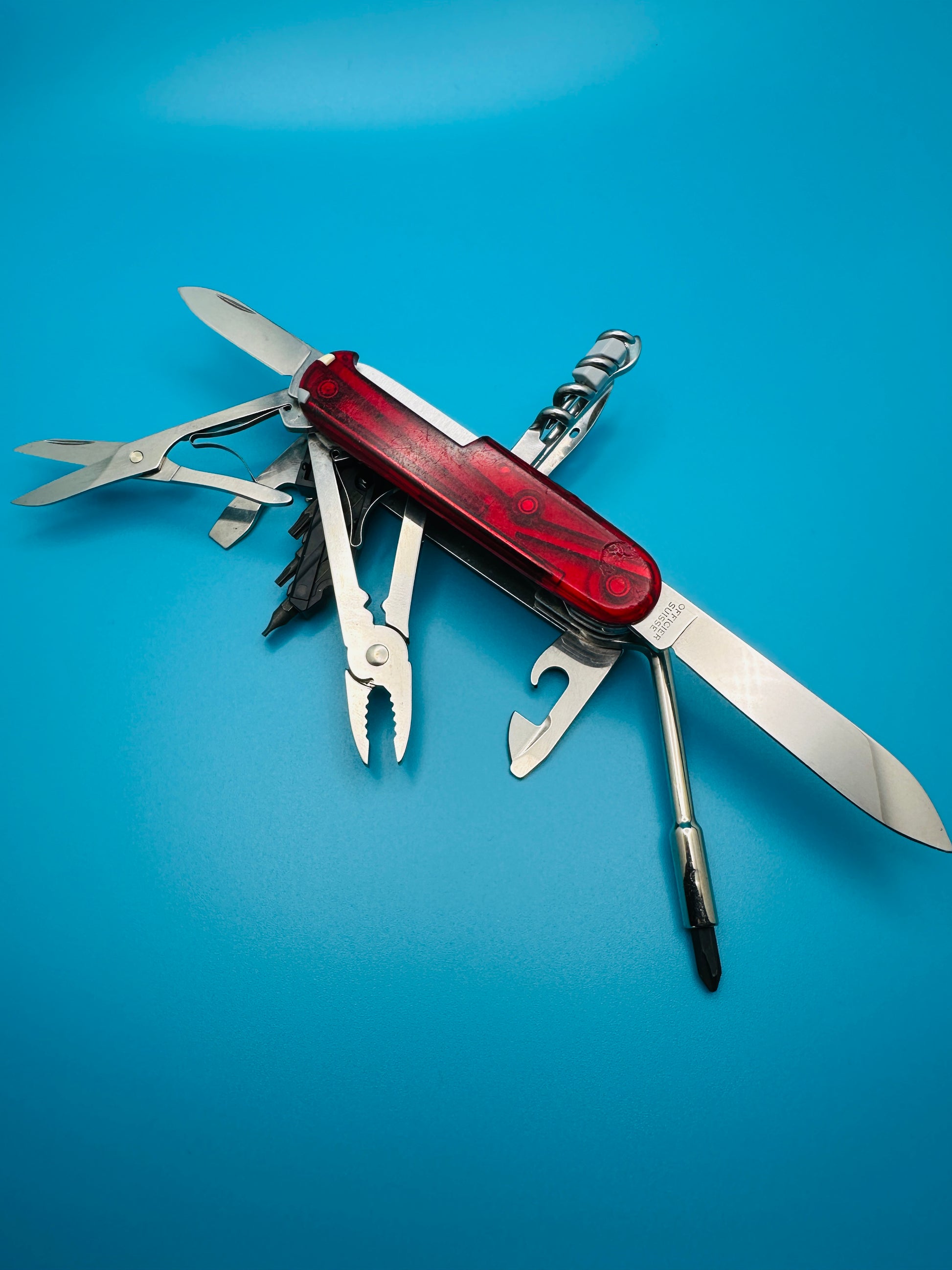 Victorinox Cybertool M 91mm Swiss Army Knife – Red TRANSPARENT Multi-Tool (Used)
