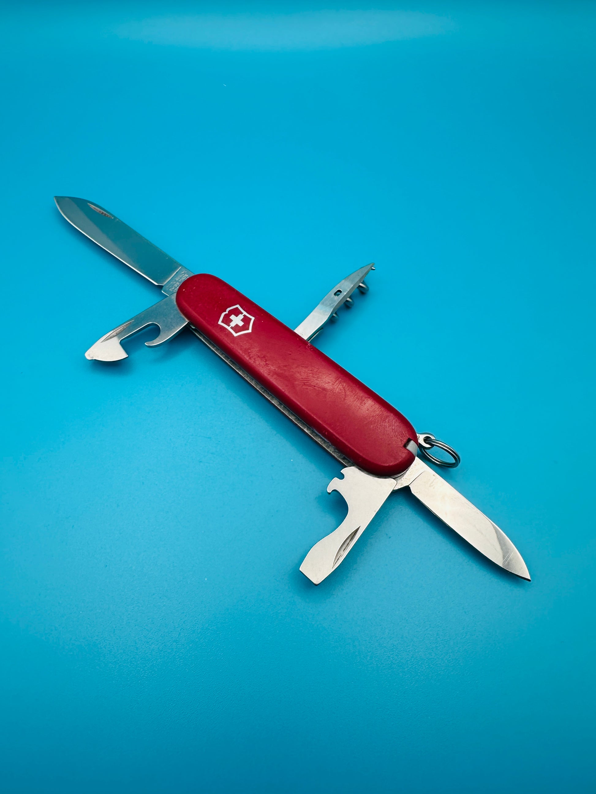 Victorinox Spartan showing corkscrew and can opener extended