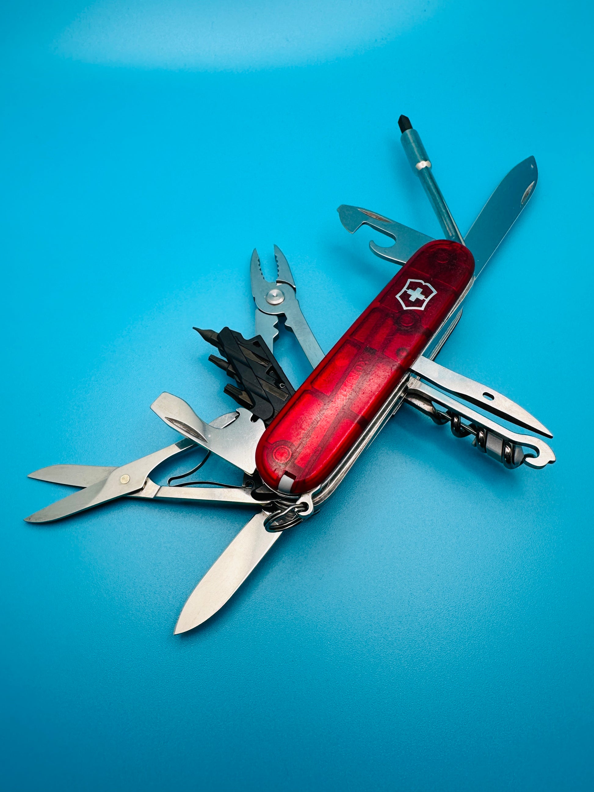 Victorinox Cybertool M 91mm Swiss Army Knife – Red TRANSPARENT Multi-Tool (Used)