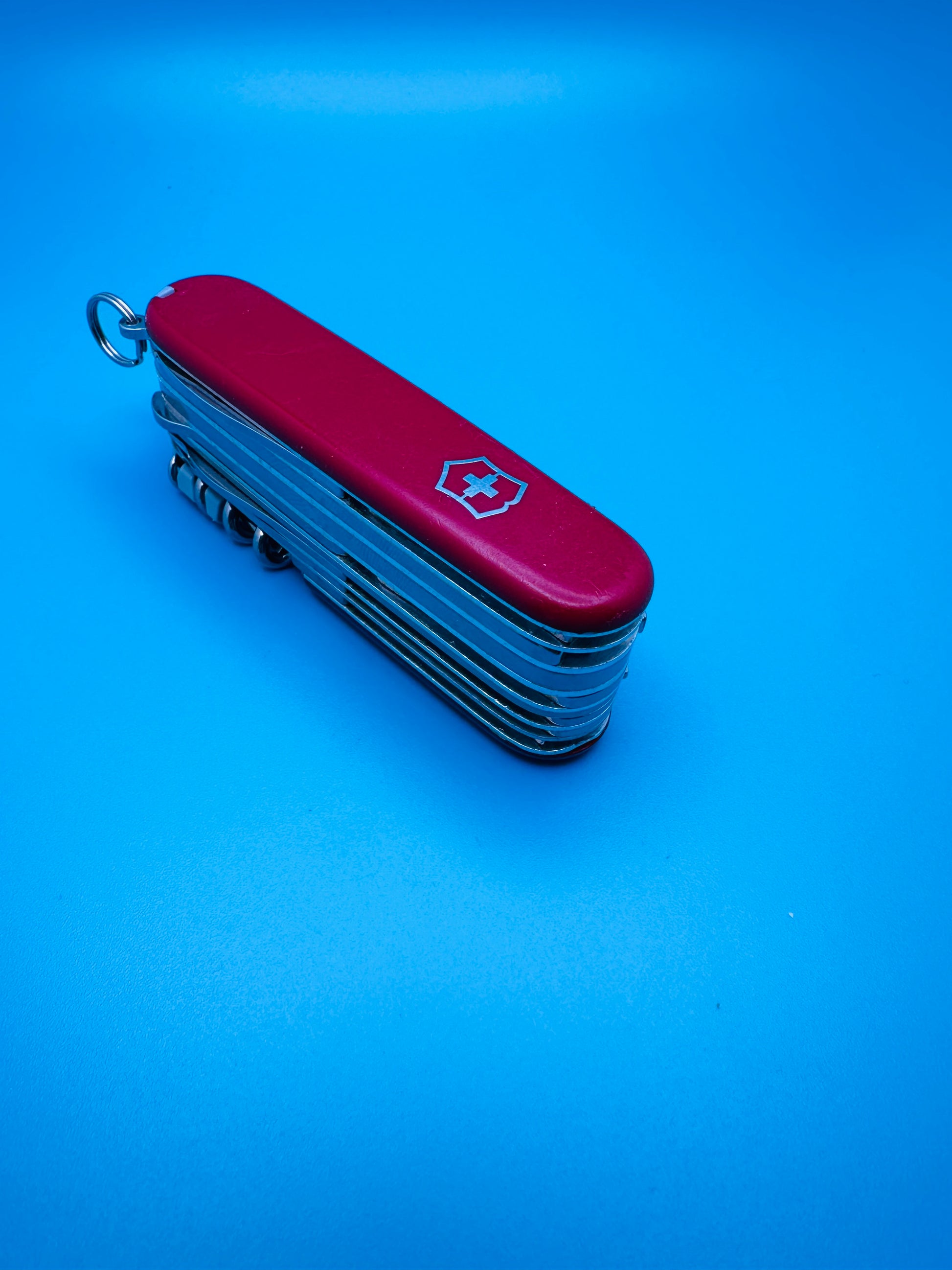 Victorinox Swiss Champ 91mm Swiss Army Knife – Red  Multi-Tool (Used 6/10)
