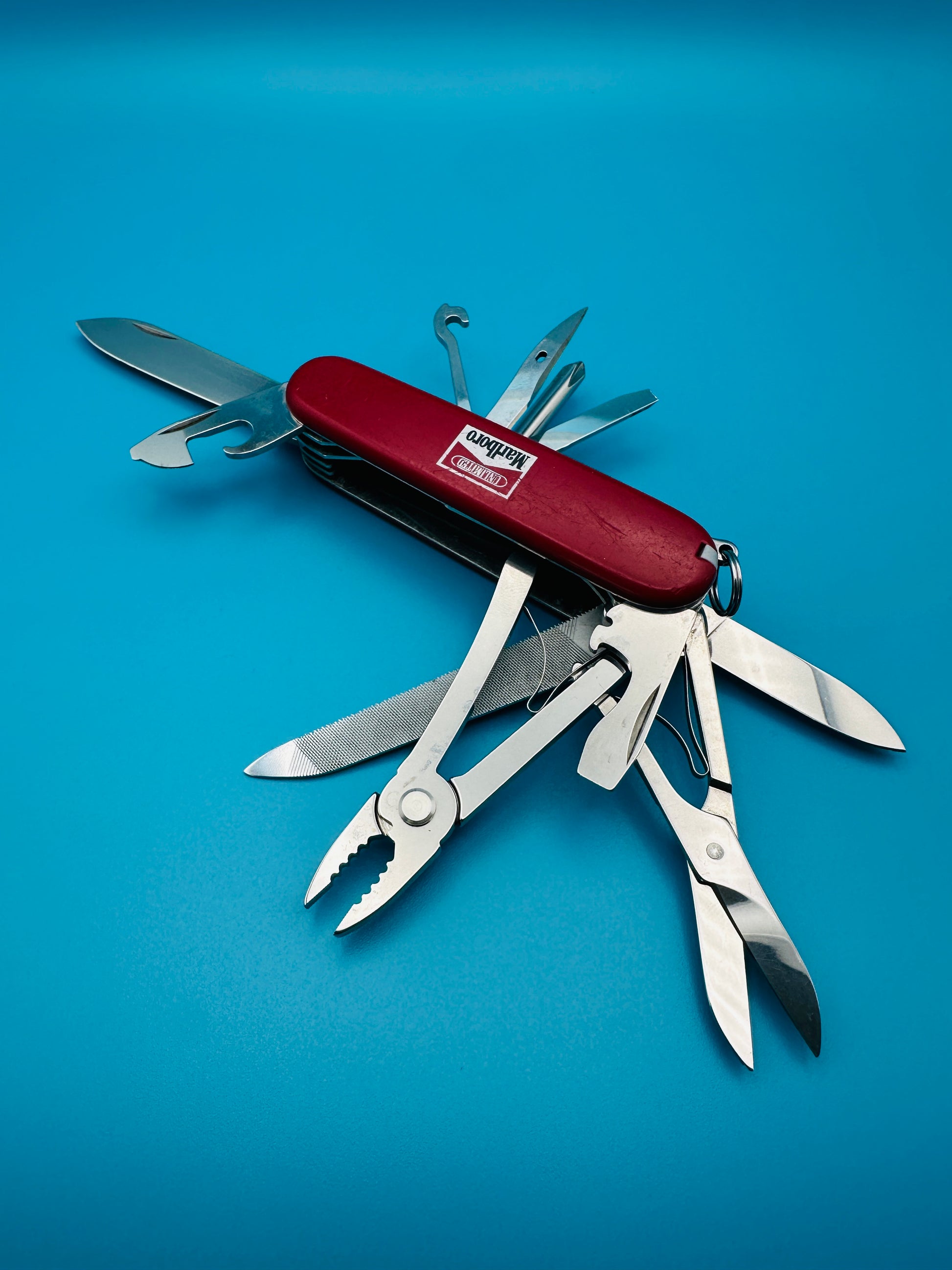 Red Victorinox Marlboro knife – side view with Marlboro logo