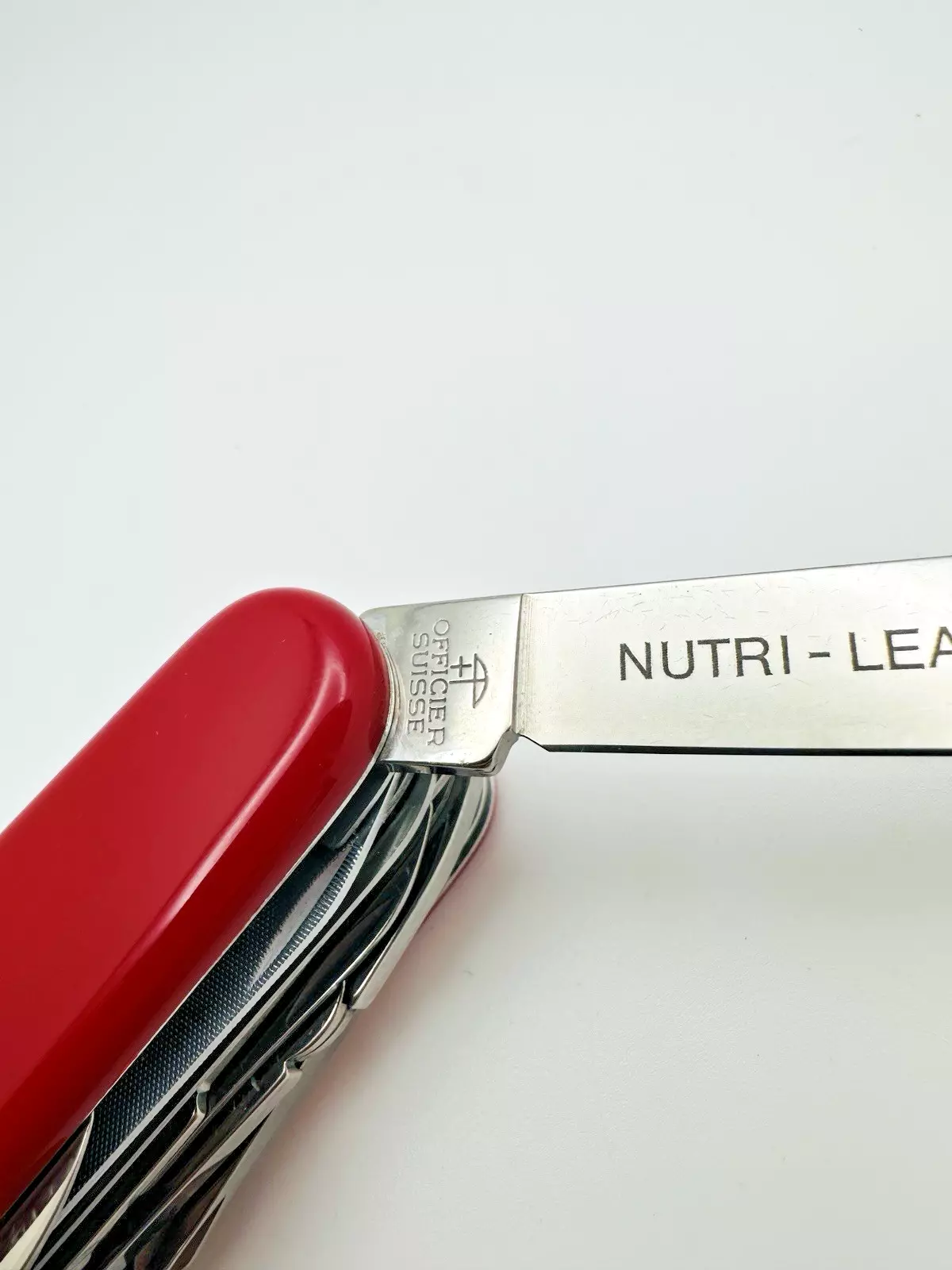 Victorinox Swiss Champ 1990s The HIGHEST QUALITY! Swiss Army Knife 91mm – Red Multi-Tool (NEW)